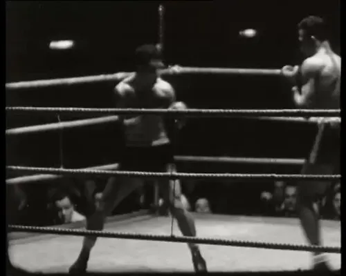 Ο Anton Christoforidis πυγμαχεί με τον Bep van Klaveren το 1938.